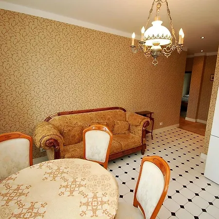 Apartment Nn Aia *